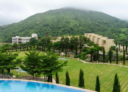 Udaipur Mount Abu Escape